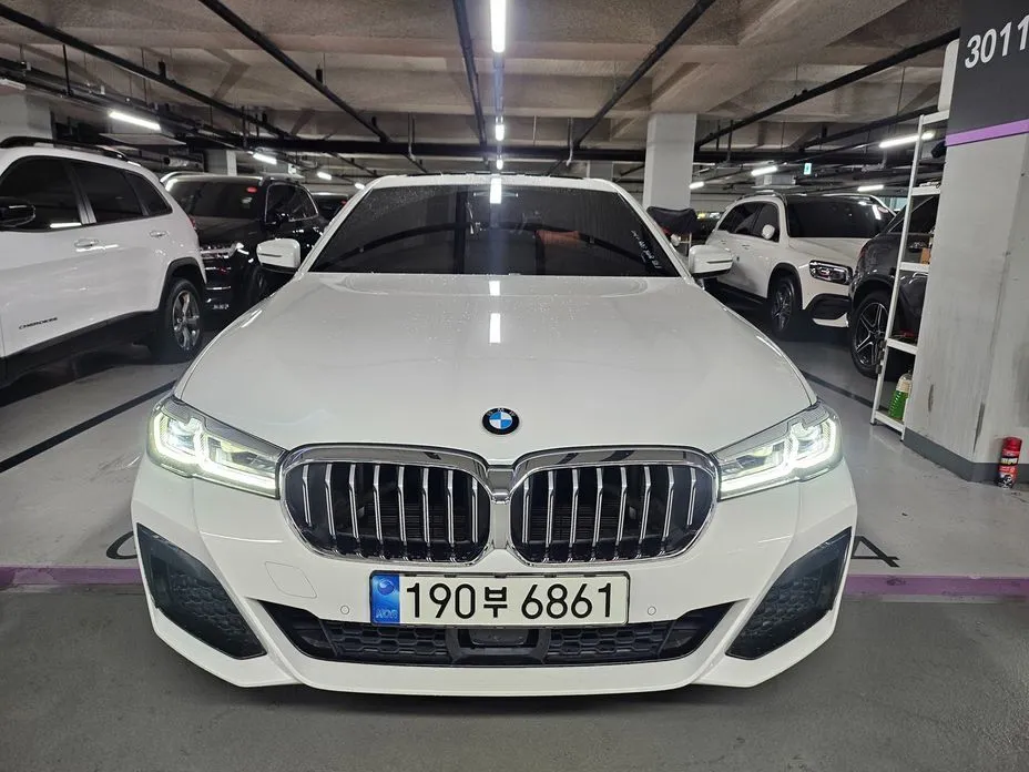 BMW 5-Series — фото 1
