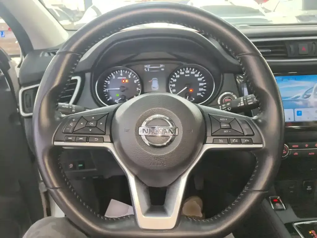 Nissan Qashqai — фото 3