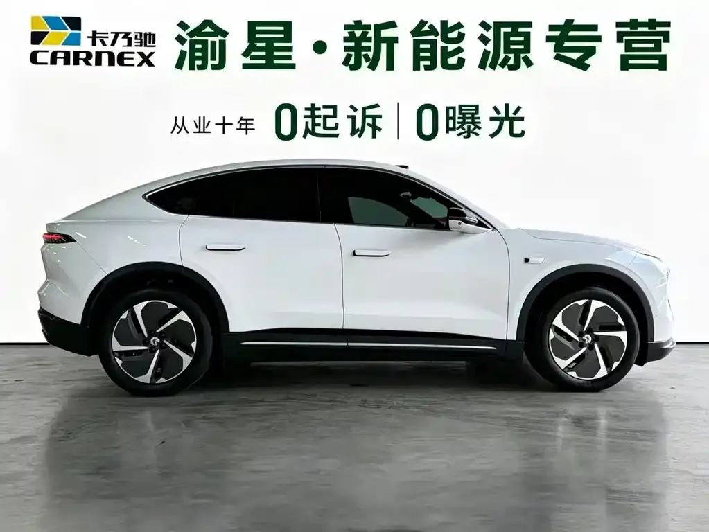 NIO EC6 — фото 10