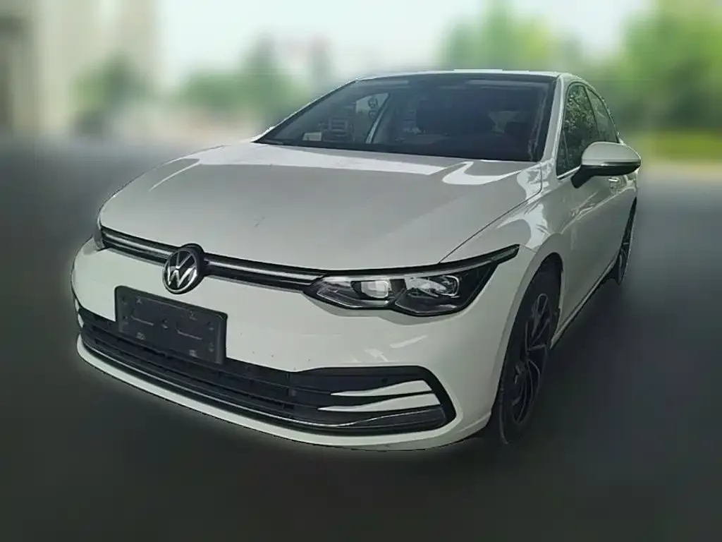 Volkswagen Golf — фото 1