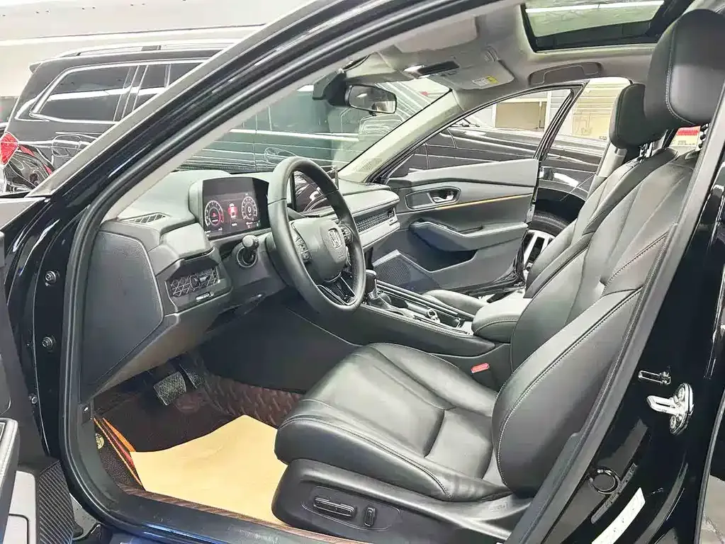 Honda Accord — фото 6