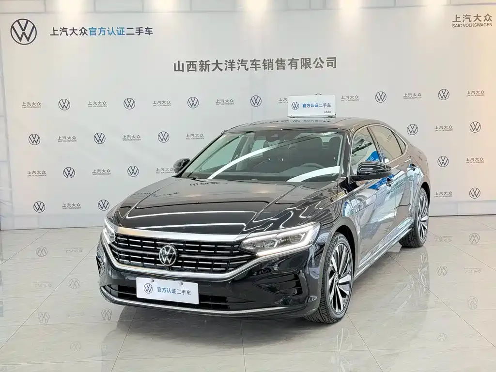 Volkswagen Passat — фото 1