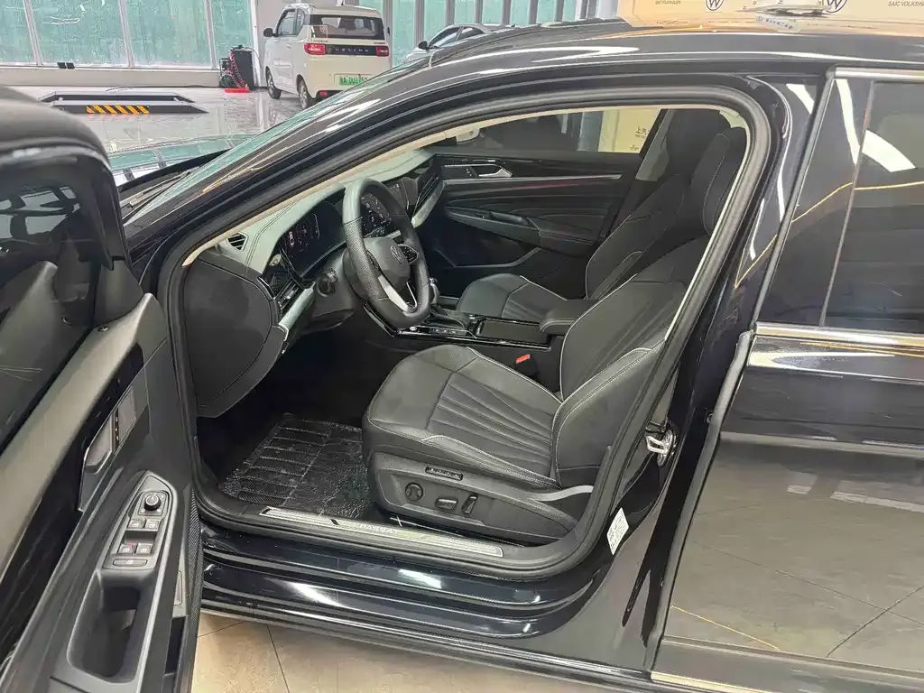 Volkswagen Passat — фото 4