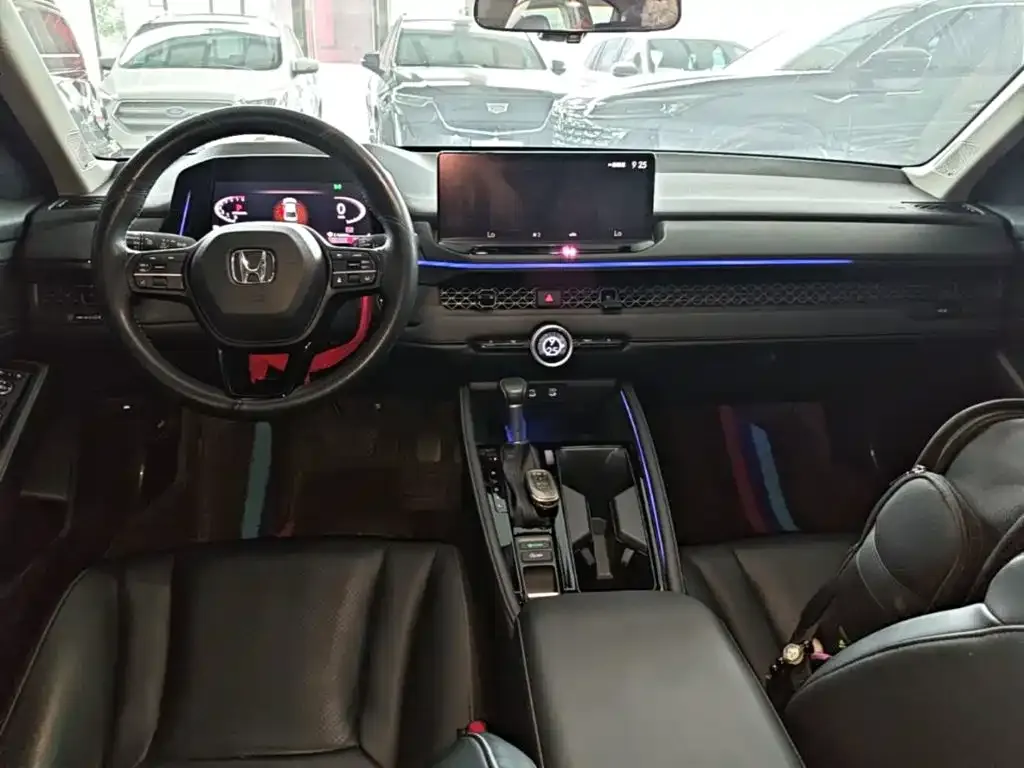 Honda Accord — фото 6