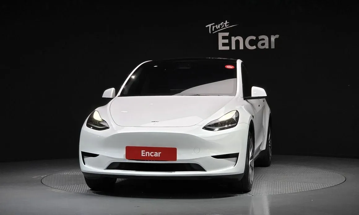 Tesla Model Y 2023 из KR, фото 9