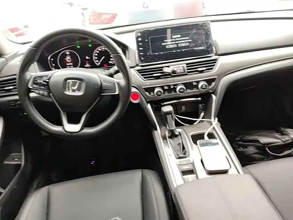 Honda Accord — фото 4