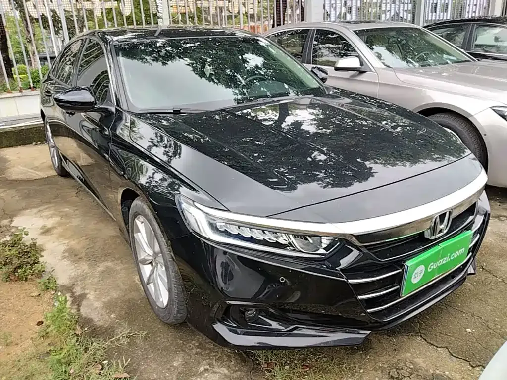 Honda Accord — фото 6