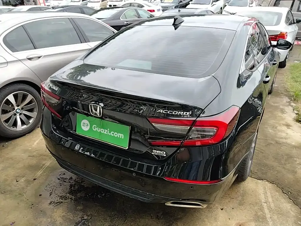 Honda Accord — фото 3