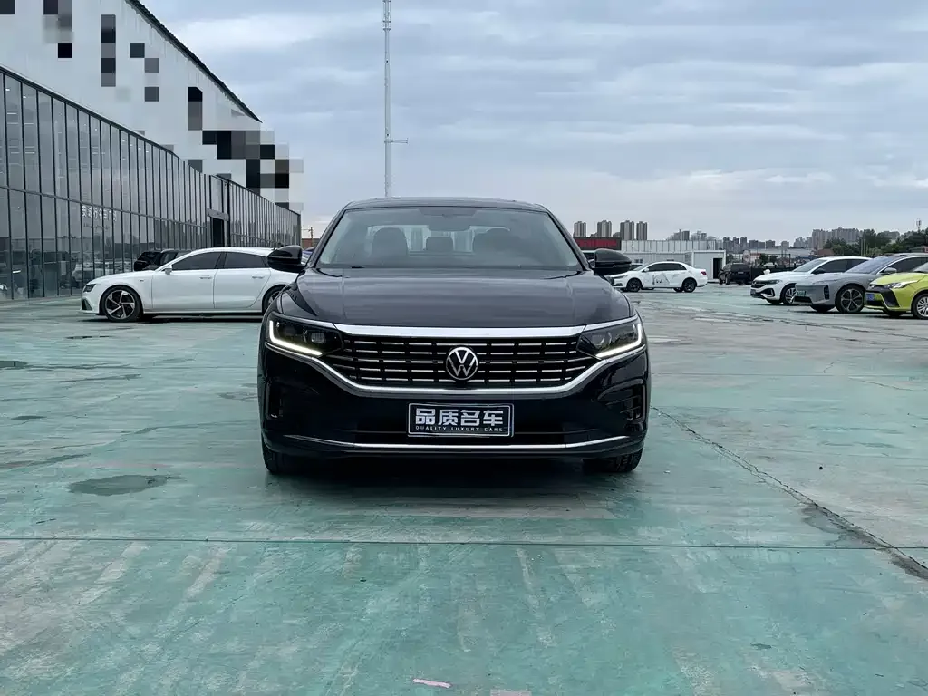 Volkswagen Passat — фото 4