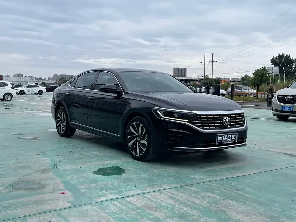 Volkswagen Passat — фото 7