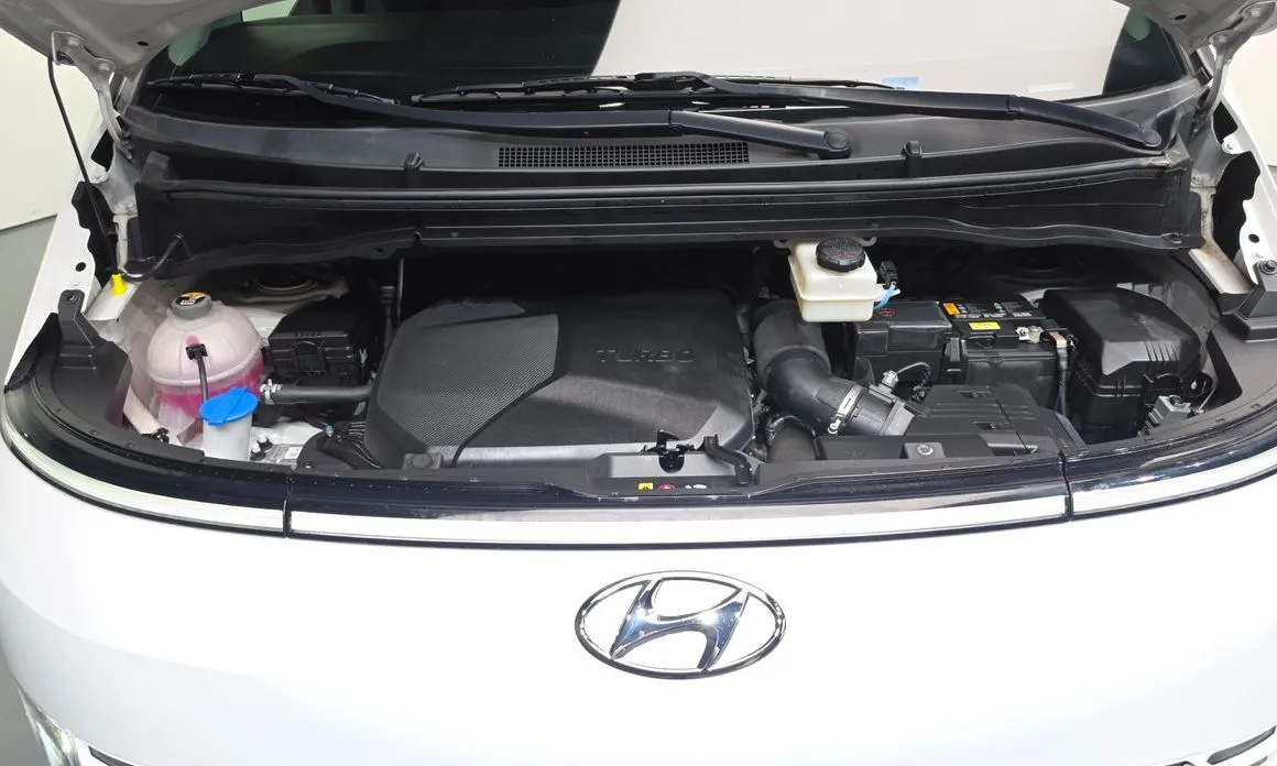 Hyundai Staria — фото 6