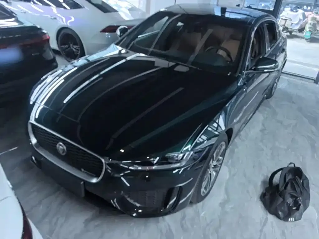 Jaguar XEL — фото 1