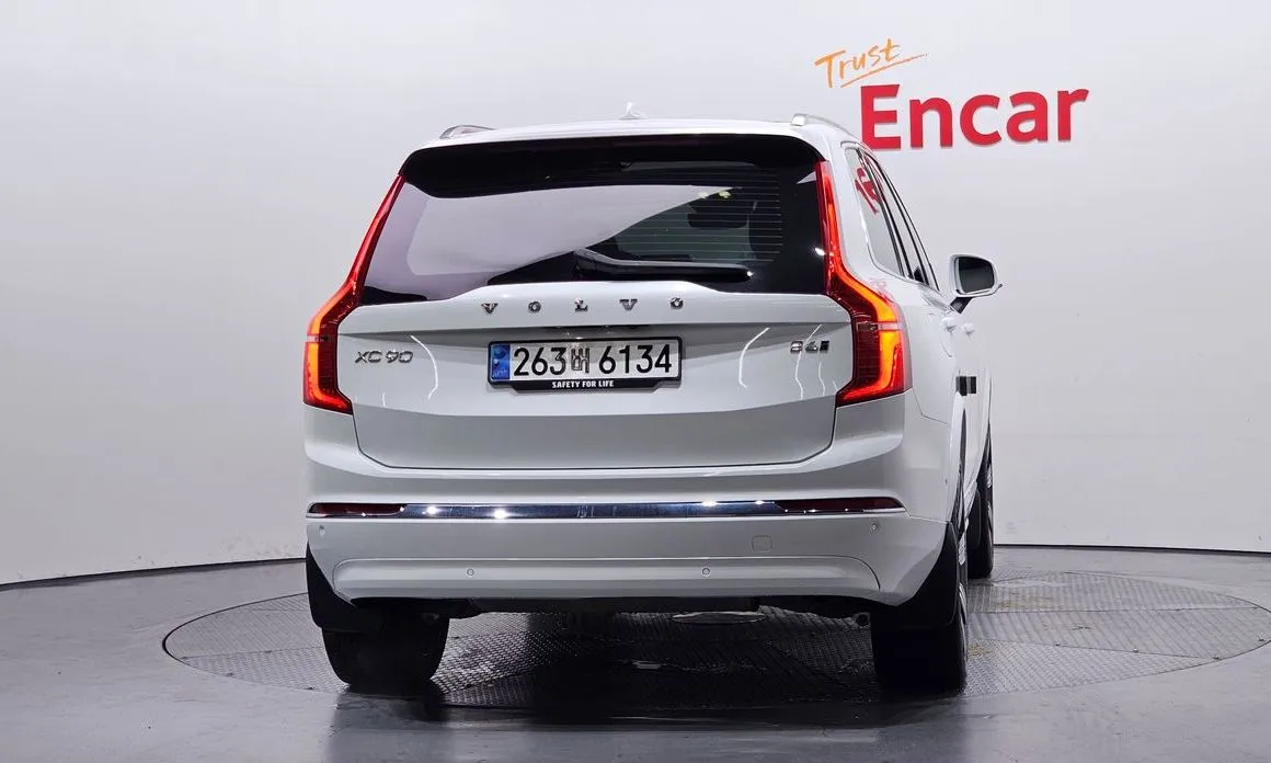 Volvo XC90 2024 из KR, фото 2
