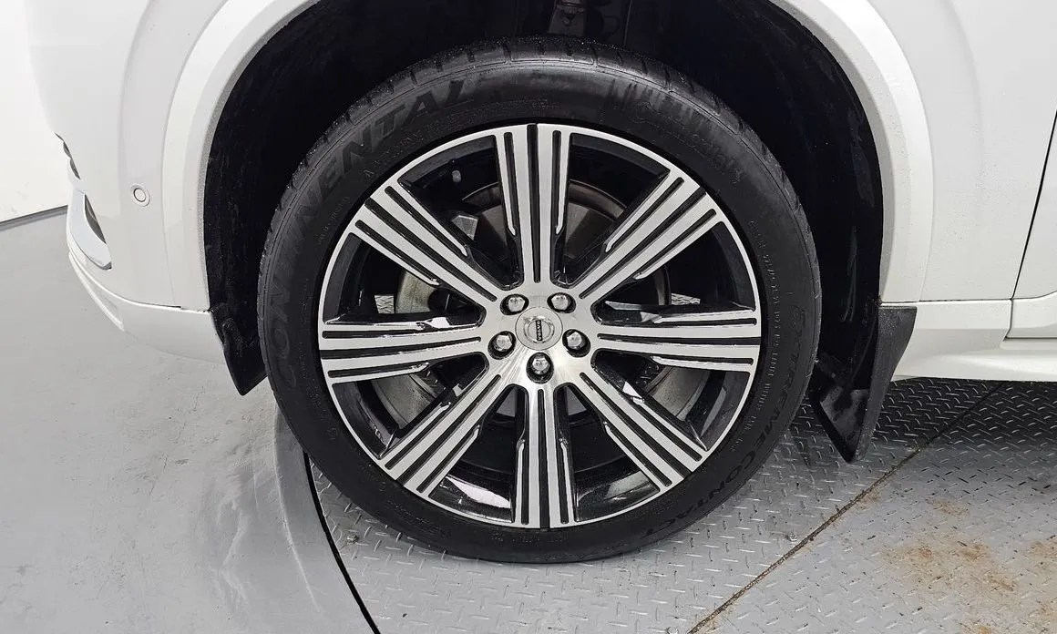 Volvo XC90 2024 из KR, фото 9