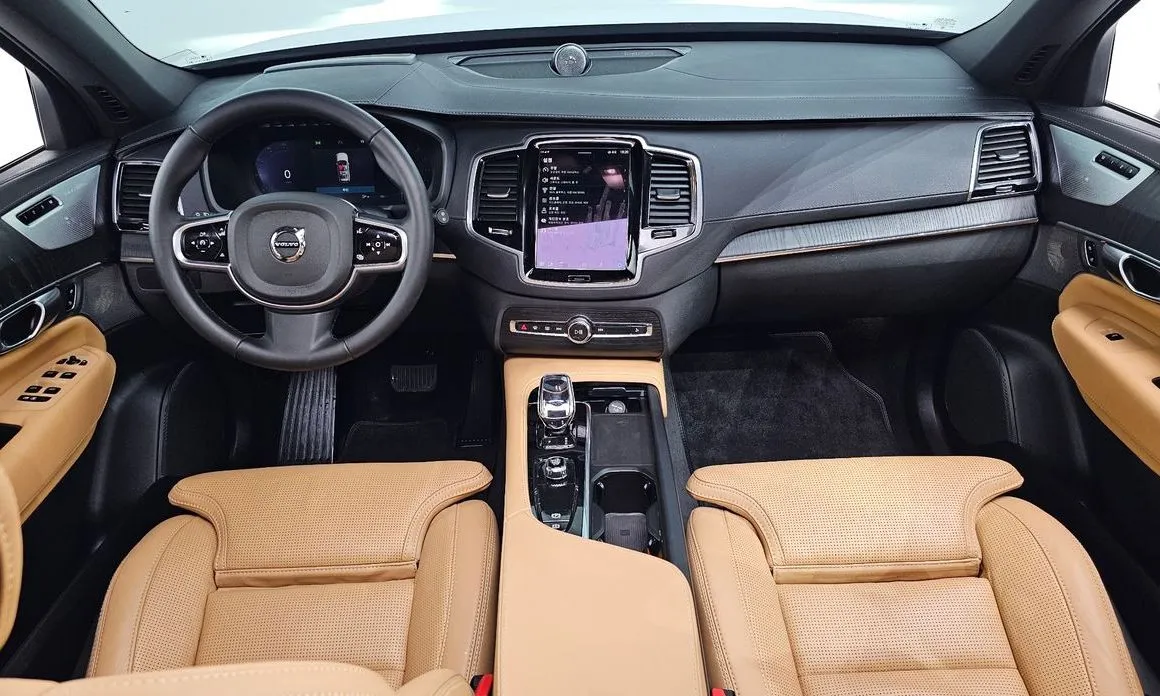 Volvo XC90 2024 из KR, фото 10