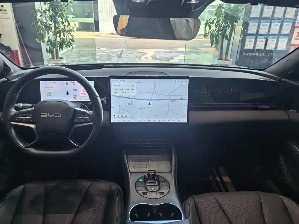 BYD Seal — фото 10