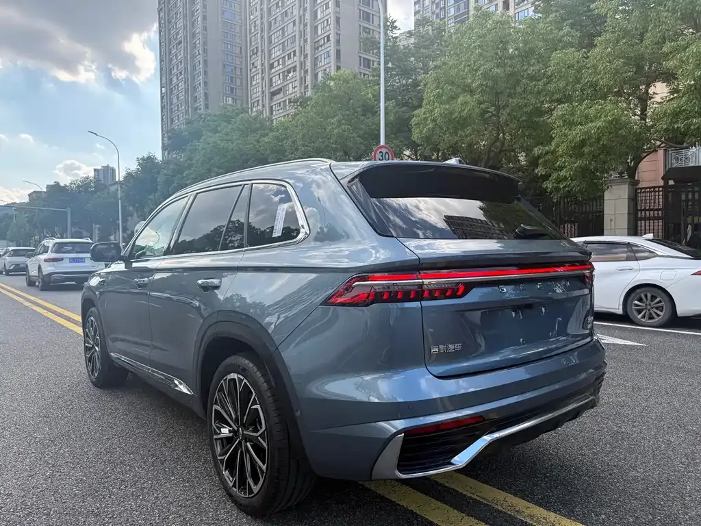Geely Xingyue L — фото 7