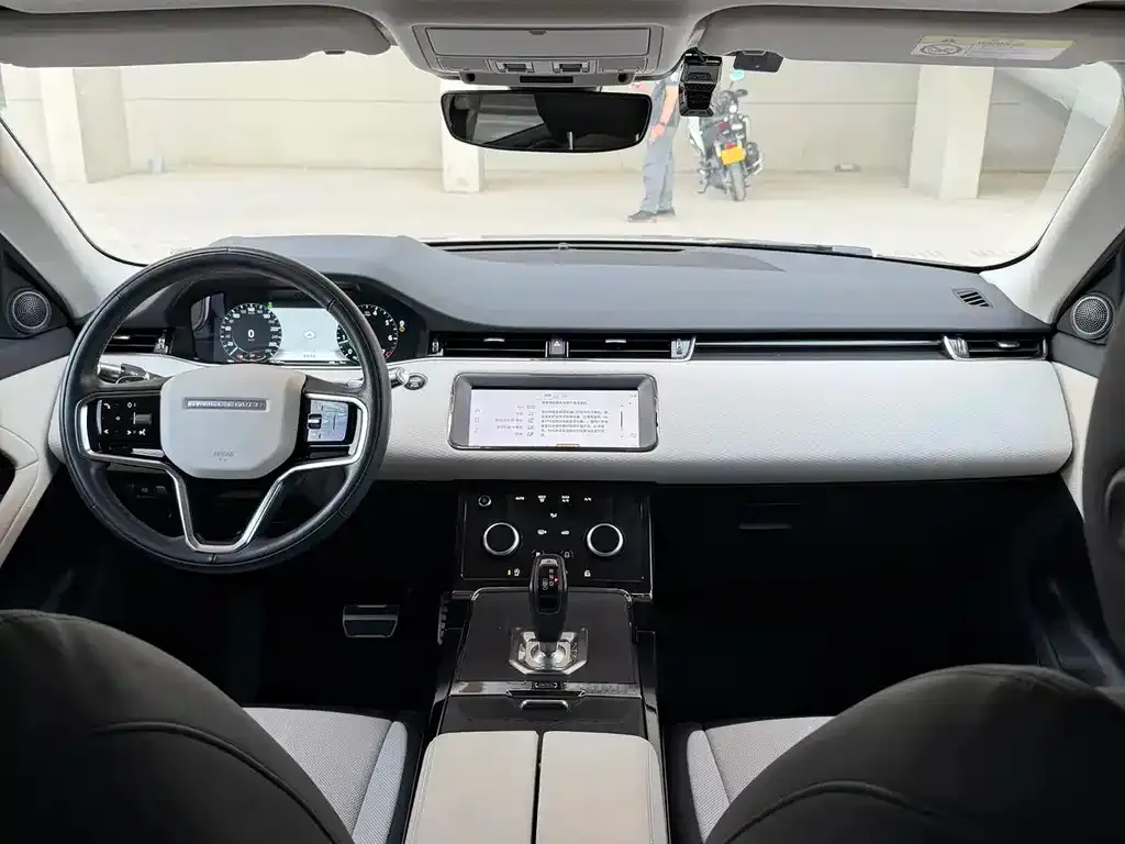 Land Rover Evoque — фото 10