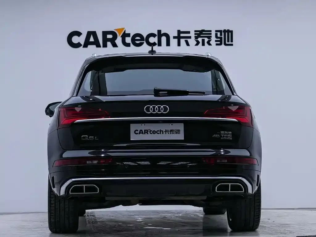 Audi Q5L — фото 2