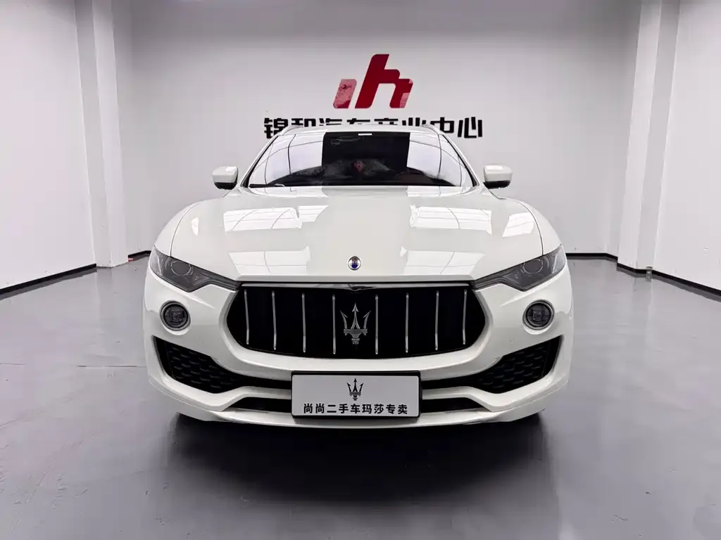 Maserati Levante — фото 4