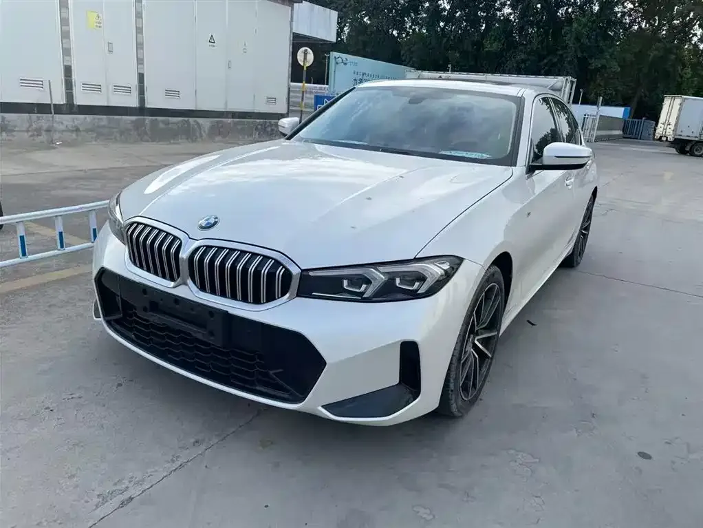 BMW 3 Series — фото 1