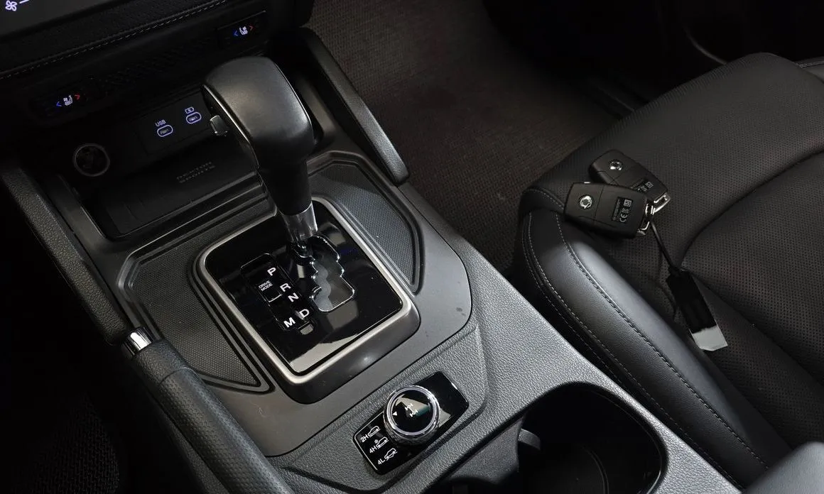 KG Mobility (Ssangyong) Rexton — фото 6