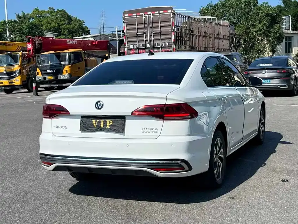 Volkswagen Bora 2023 из CN, фото 9