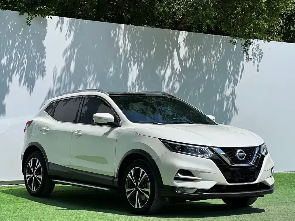 Nissan Qashqai — фото 8