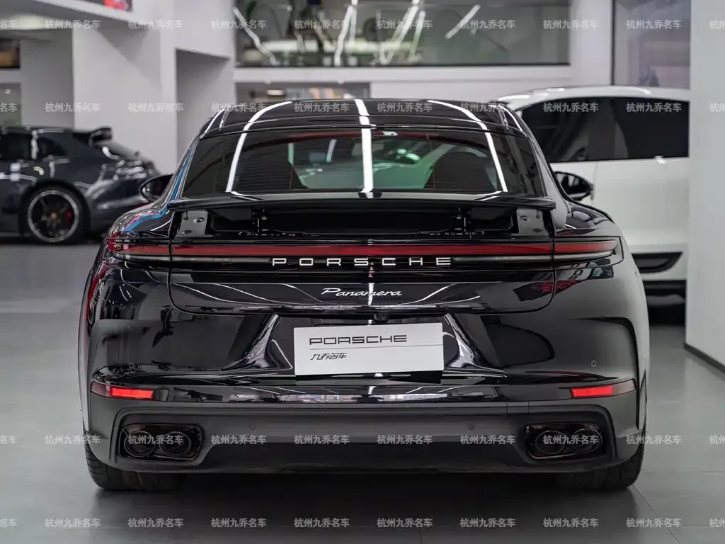 Porsche Panamera — фото 10