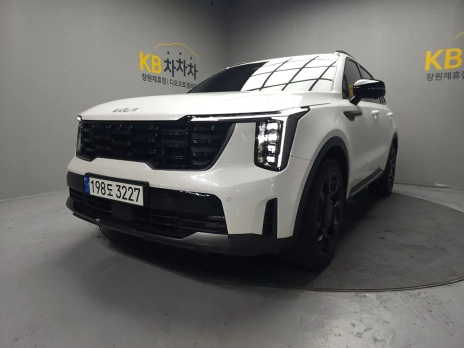 Kia Sorento — фото 1