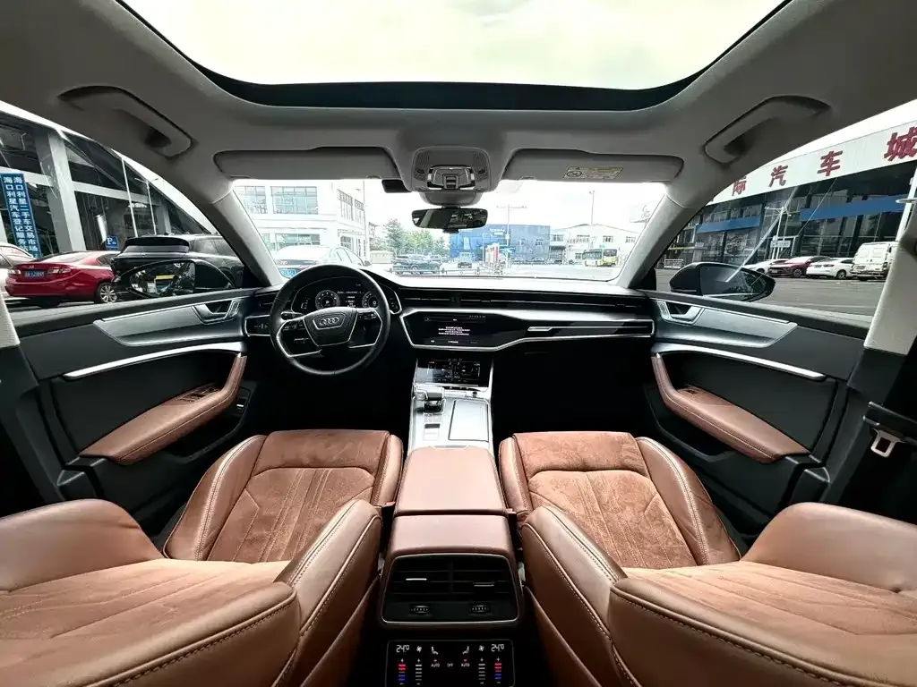 Audi A7L — фото 4