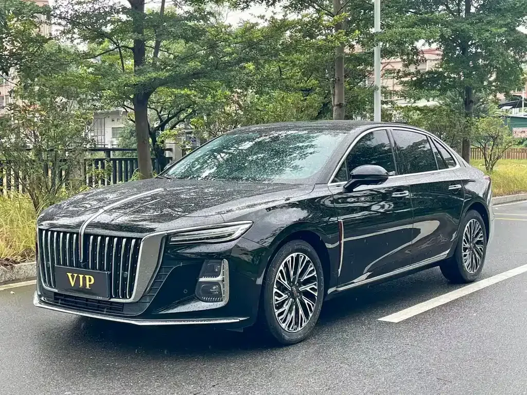 Hongqi H5 — фото 1