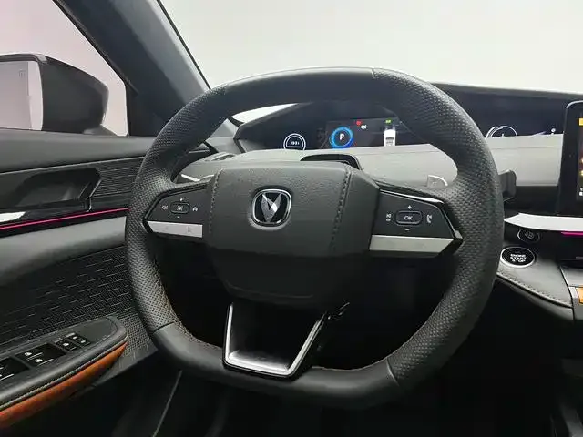 Changan UNI-V 2024 из CN, фото 3