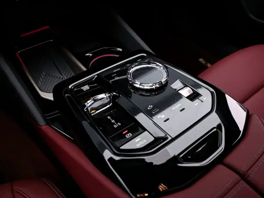 BMW 5 Series — фото 4