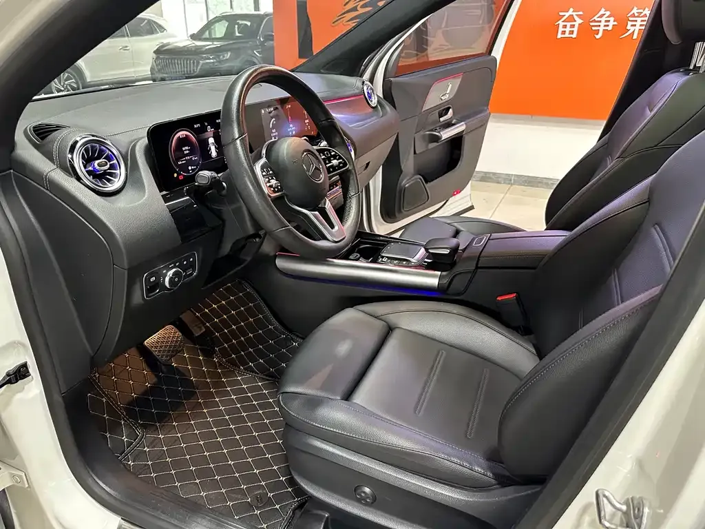 Mercedes-Benz GLA — фото 5