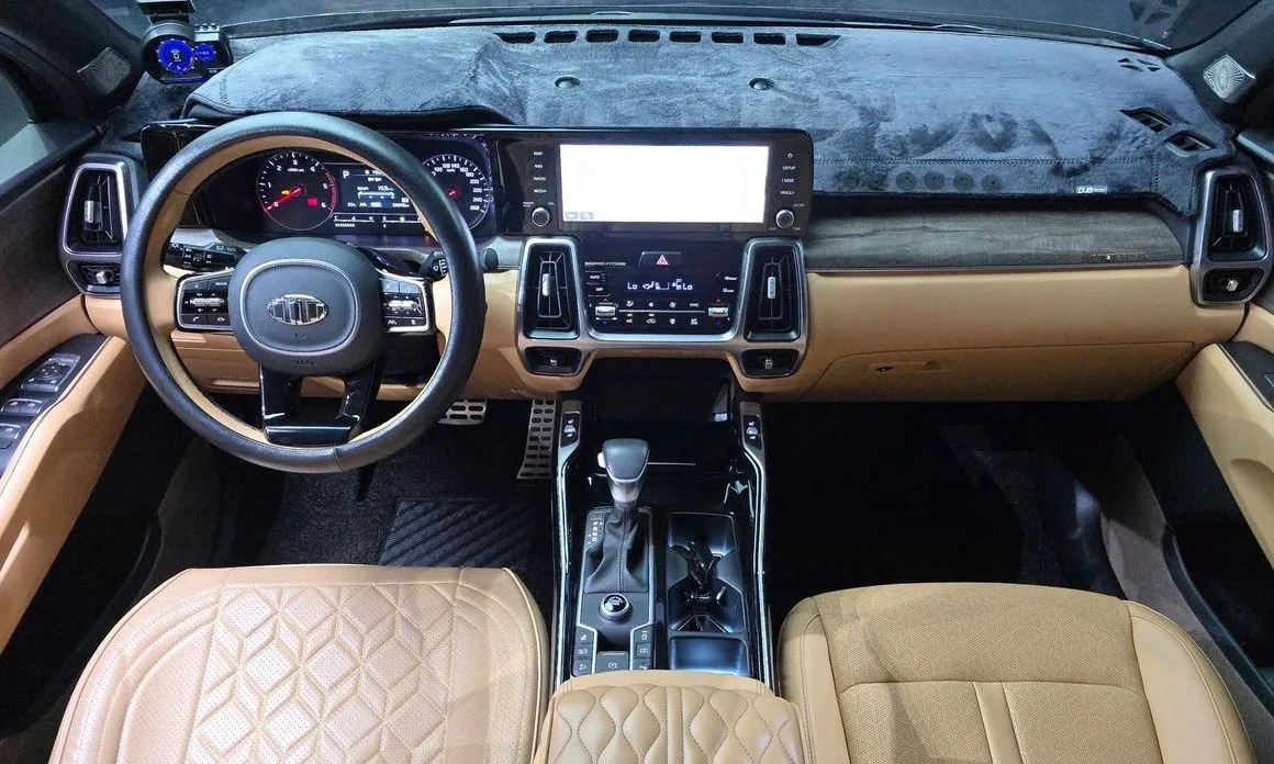 Kia Sorento — фото 9