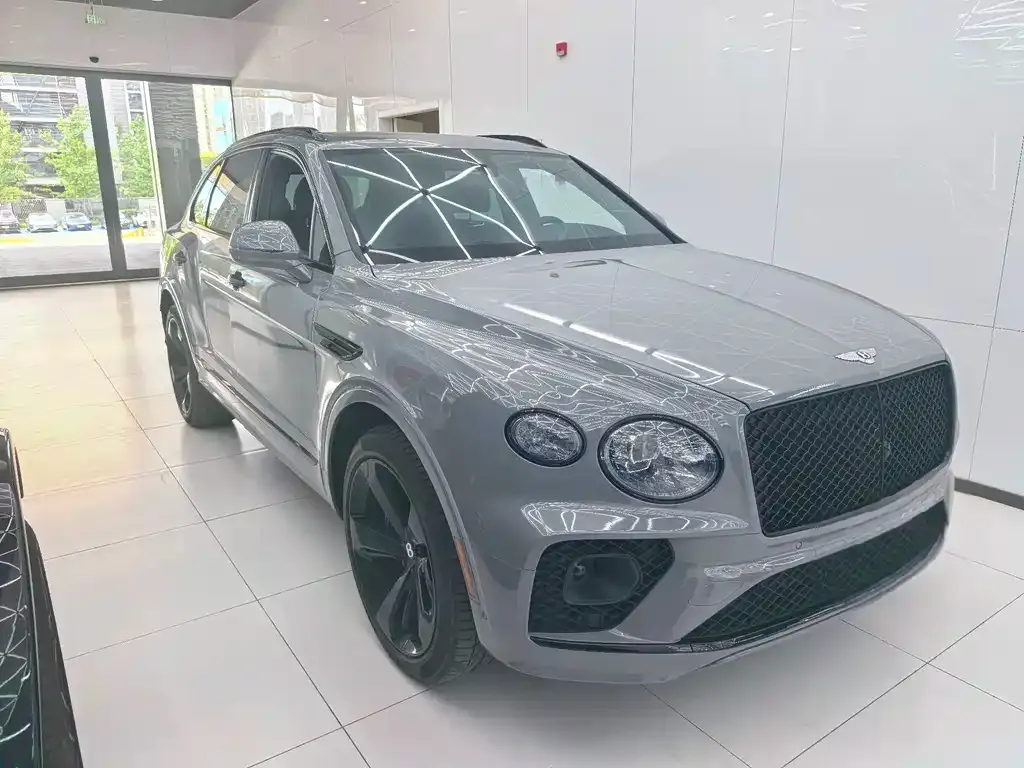 Bentley Bentayga — фото 6