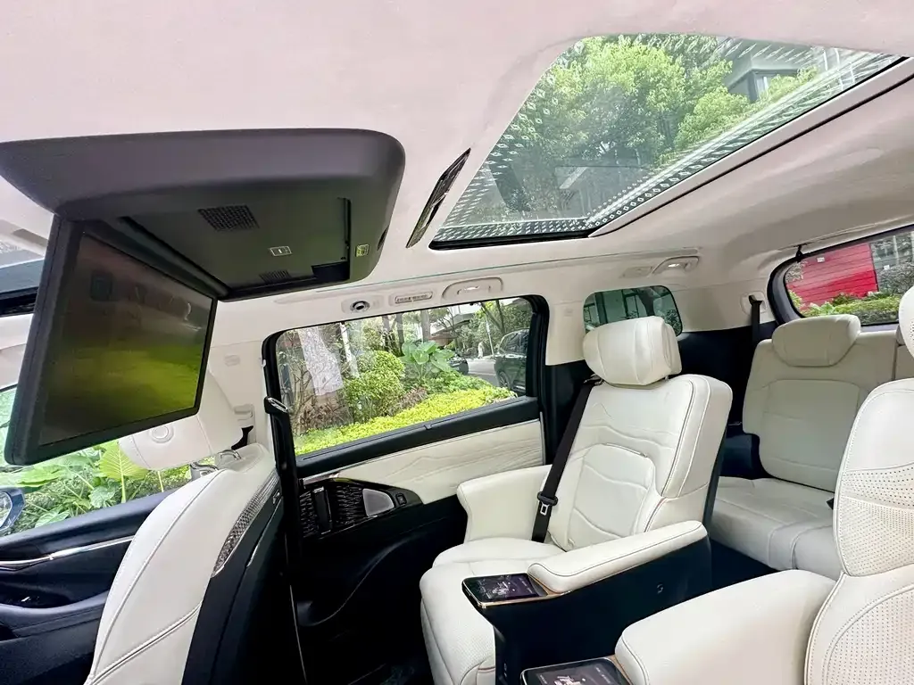 GAC Motor Trumpchi E9 — фото 7