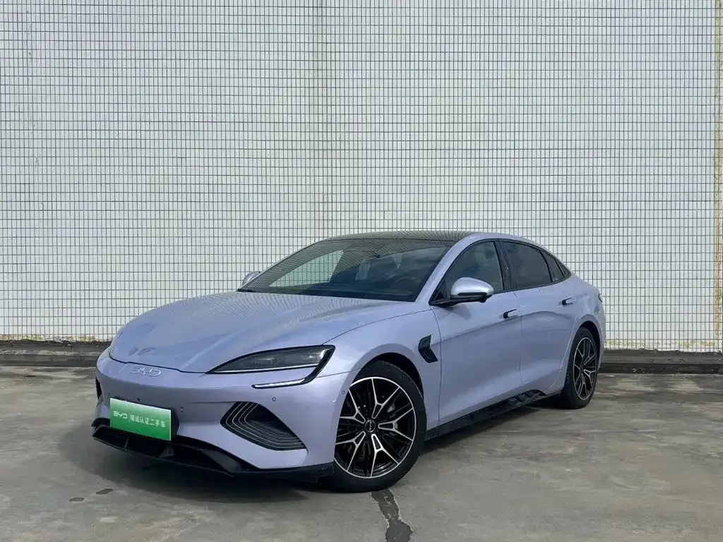 BYD Seal — фото 1