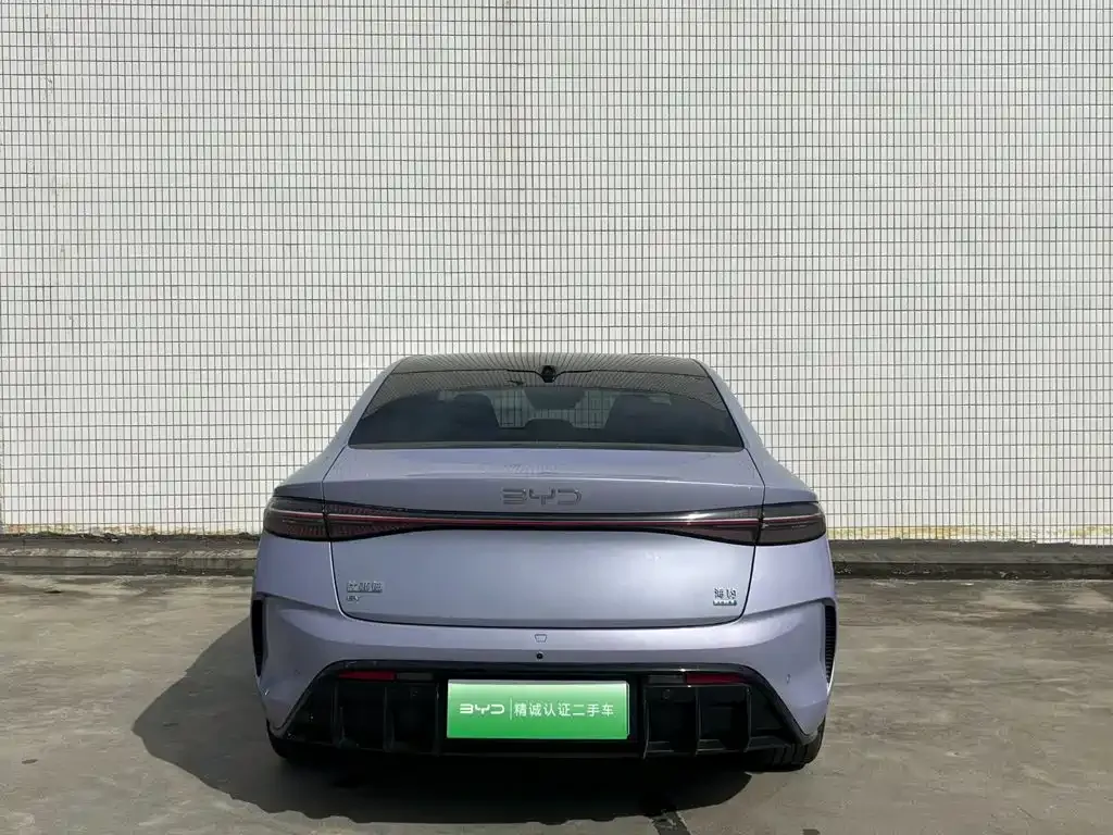 BYD Seal — фото 9