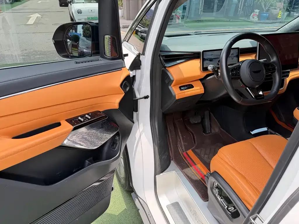 Geely Yizhen L380 2024 из CN, фото 5