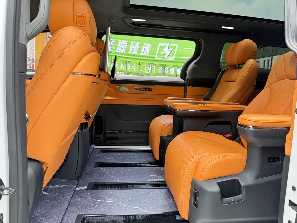 Geely Yizhen L380 2024 из CN, фото 6