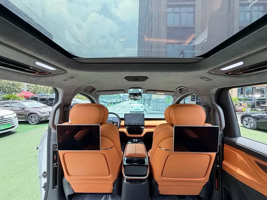 Geely Yizhen L380 2024 из CN, фото 7