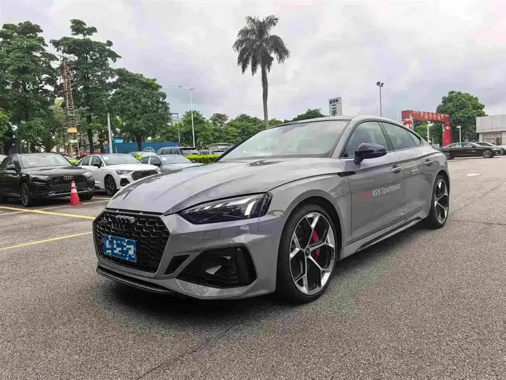 Audi RS 5 — фото 1