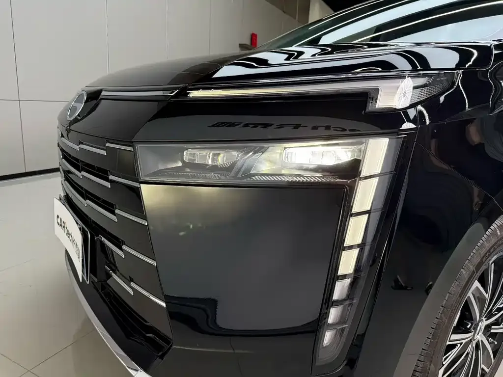 GAC Motor Trumpchi E8 — фото 9