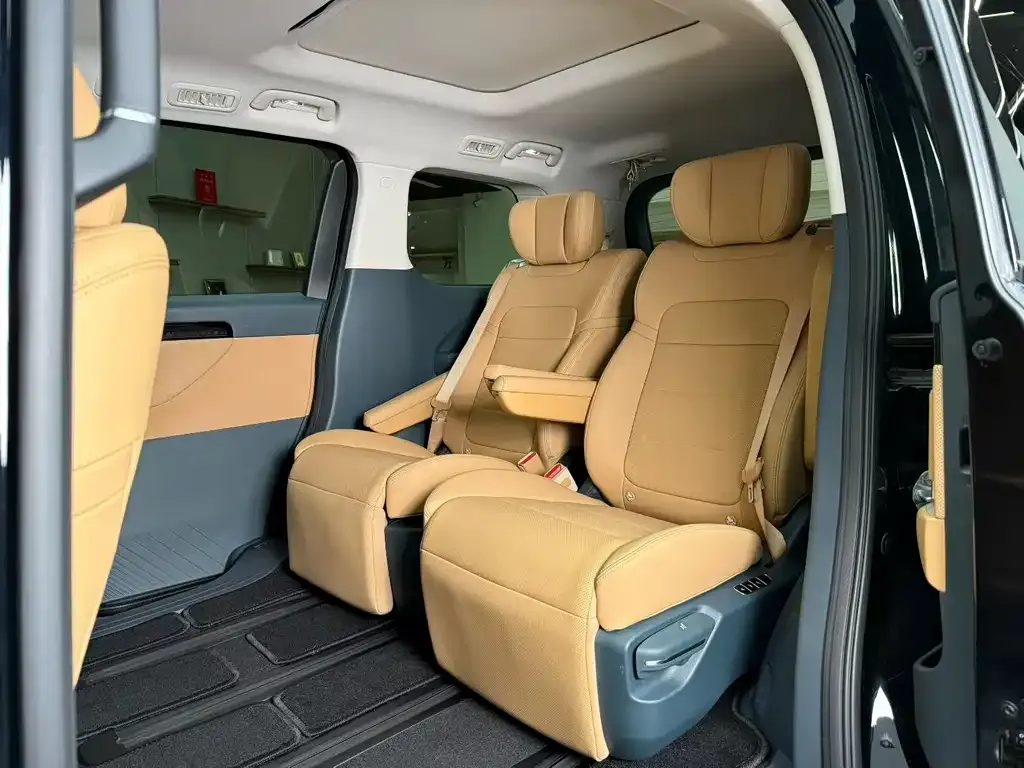 GAC Motor Trumpchi E8 — фото 6