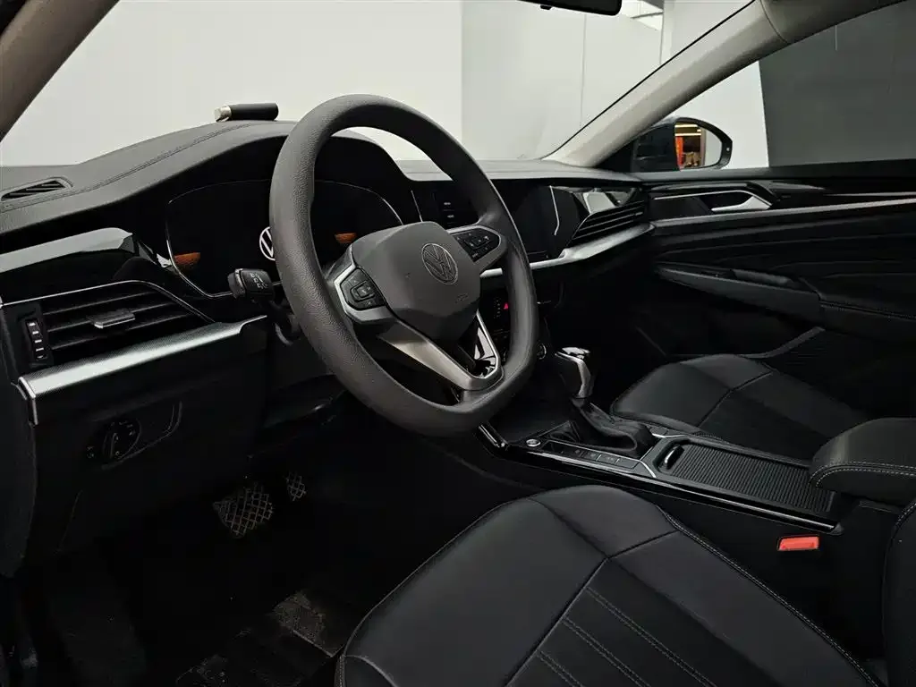 Volkswagen Passat — фото 4