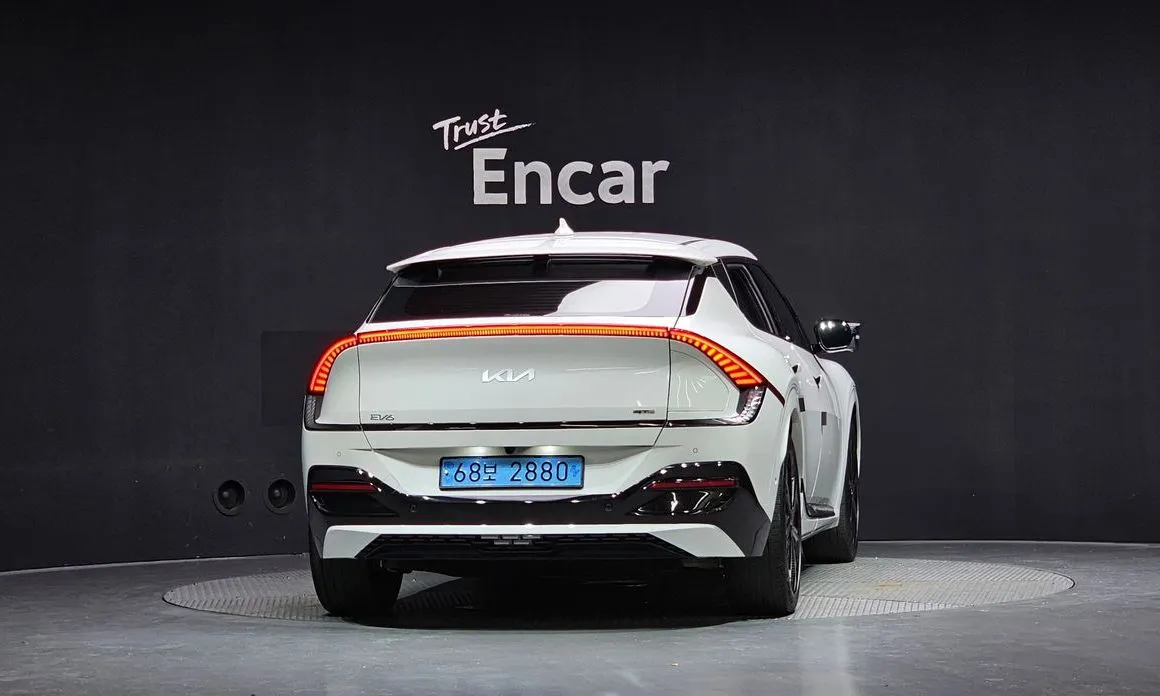 Kia EV6 — фото 3