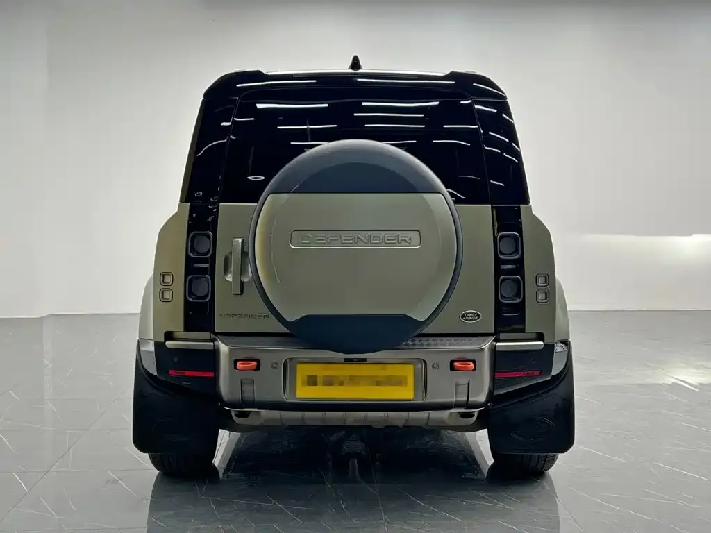 Land Rover Defender — фото 4