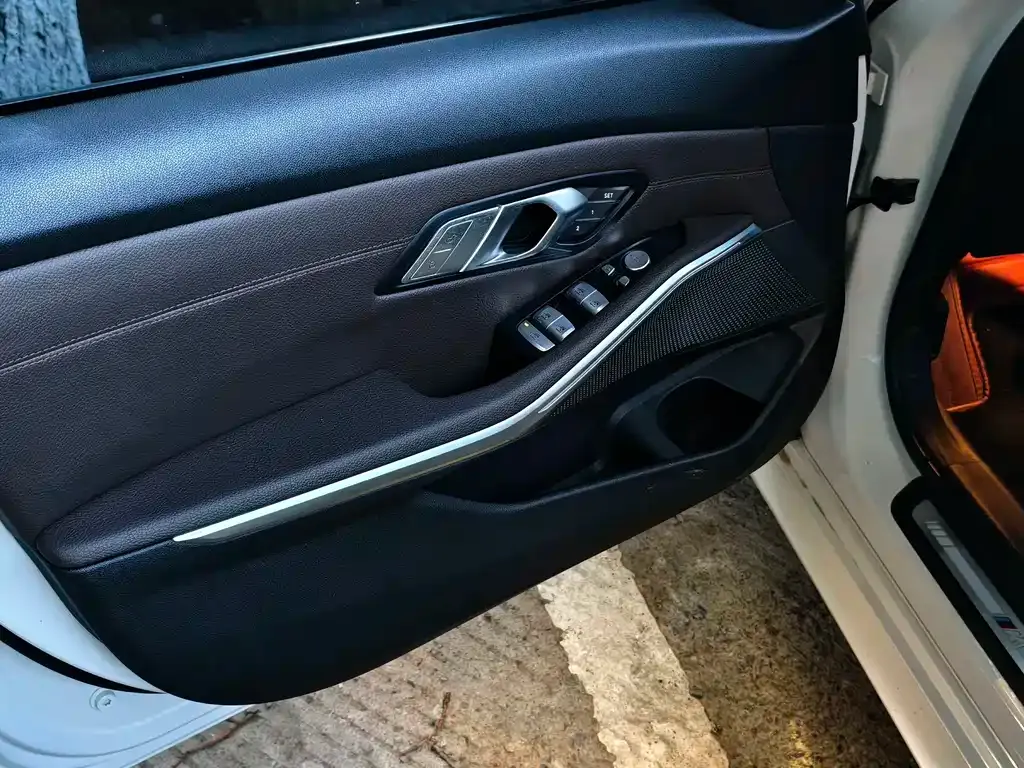 BMW 3 Series — фото 10